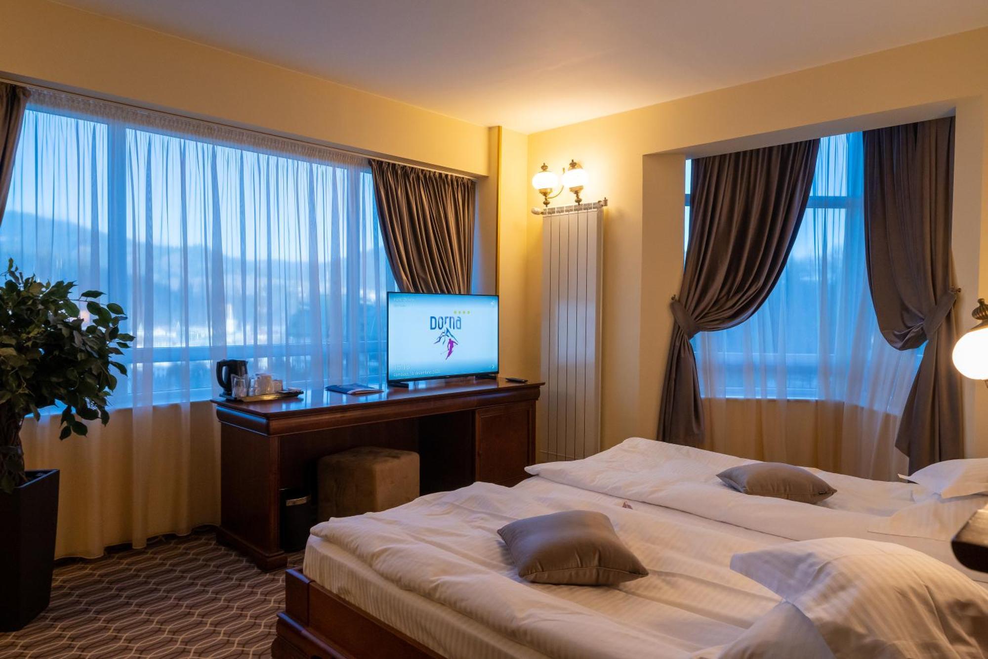 Hotel Dorna Vatra Dornei Exterior photo