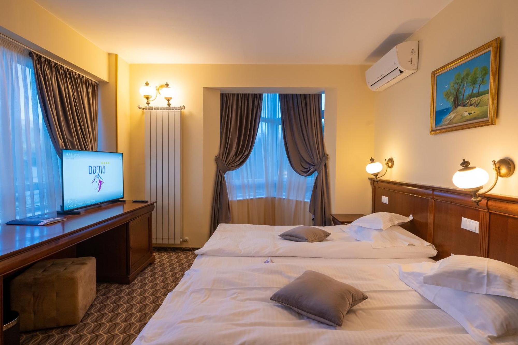 Hotel Dorna Vatra Dornei Exterior photo