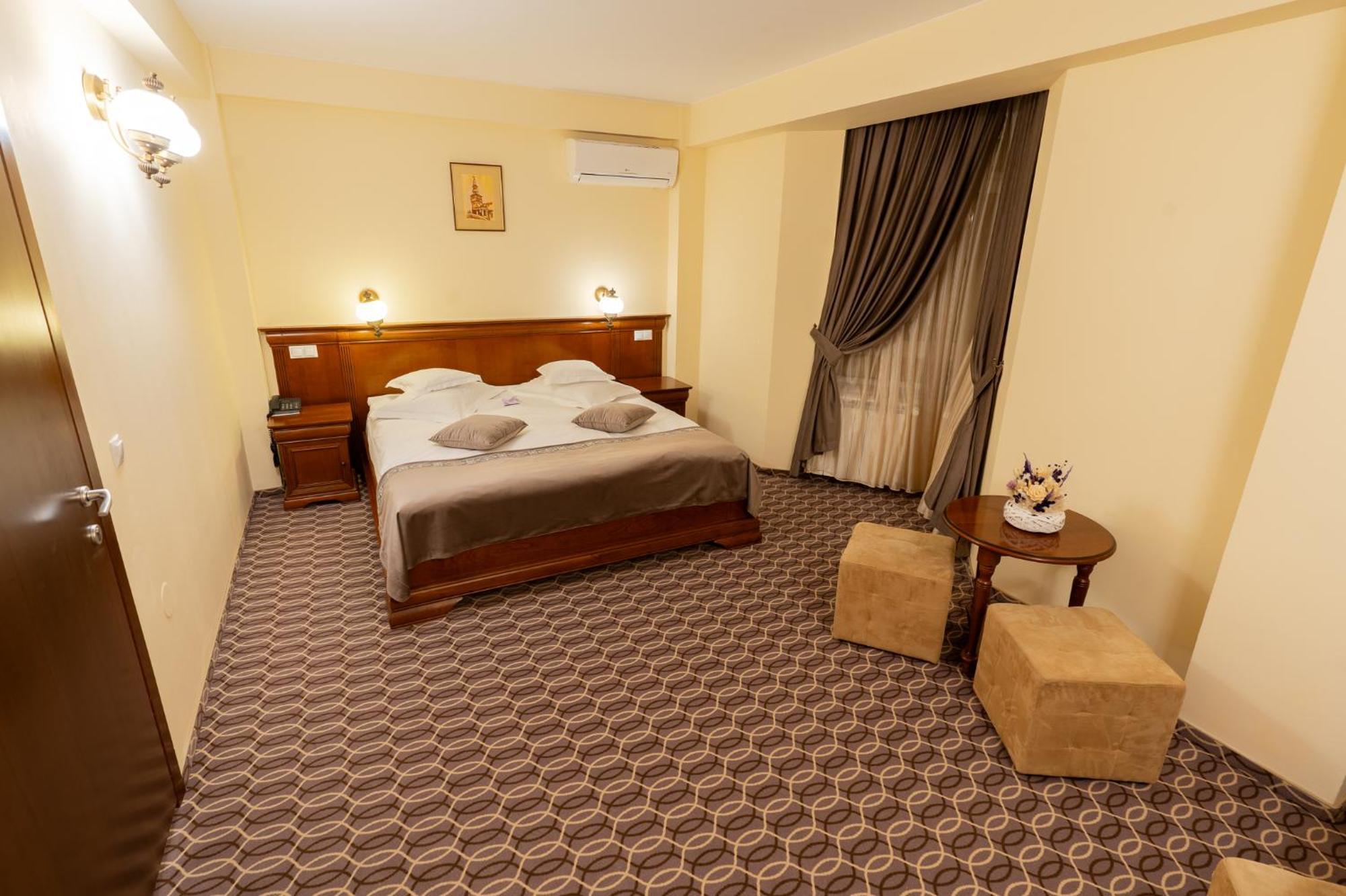 Hotel Dorna Vatra Dornei Exterior photo