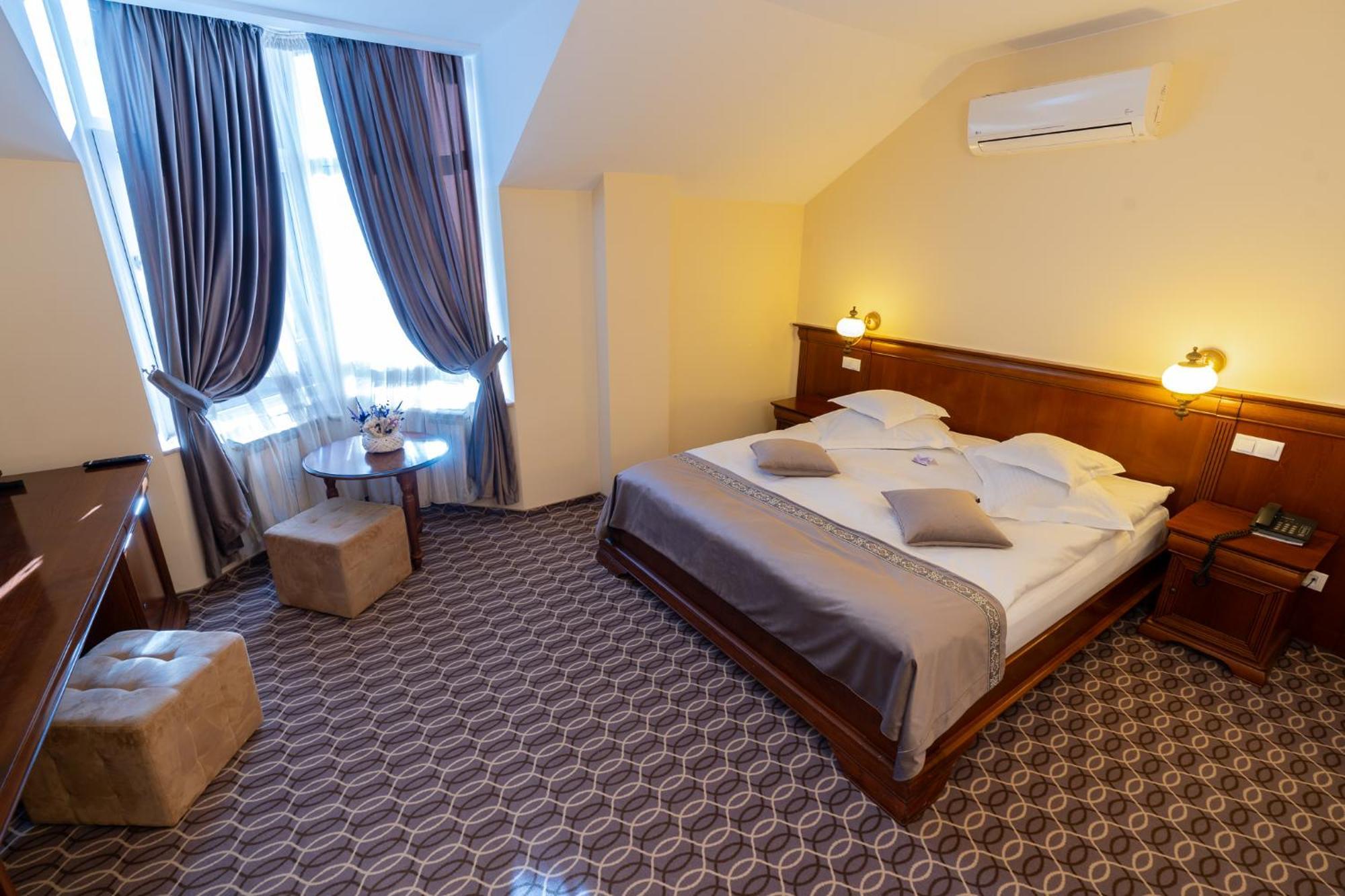 Hotel Dorna Vatra Dornei Exterior photo